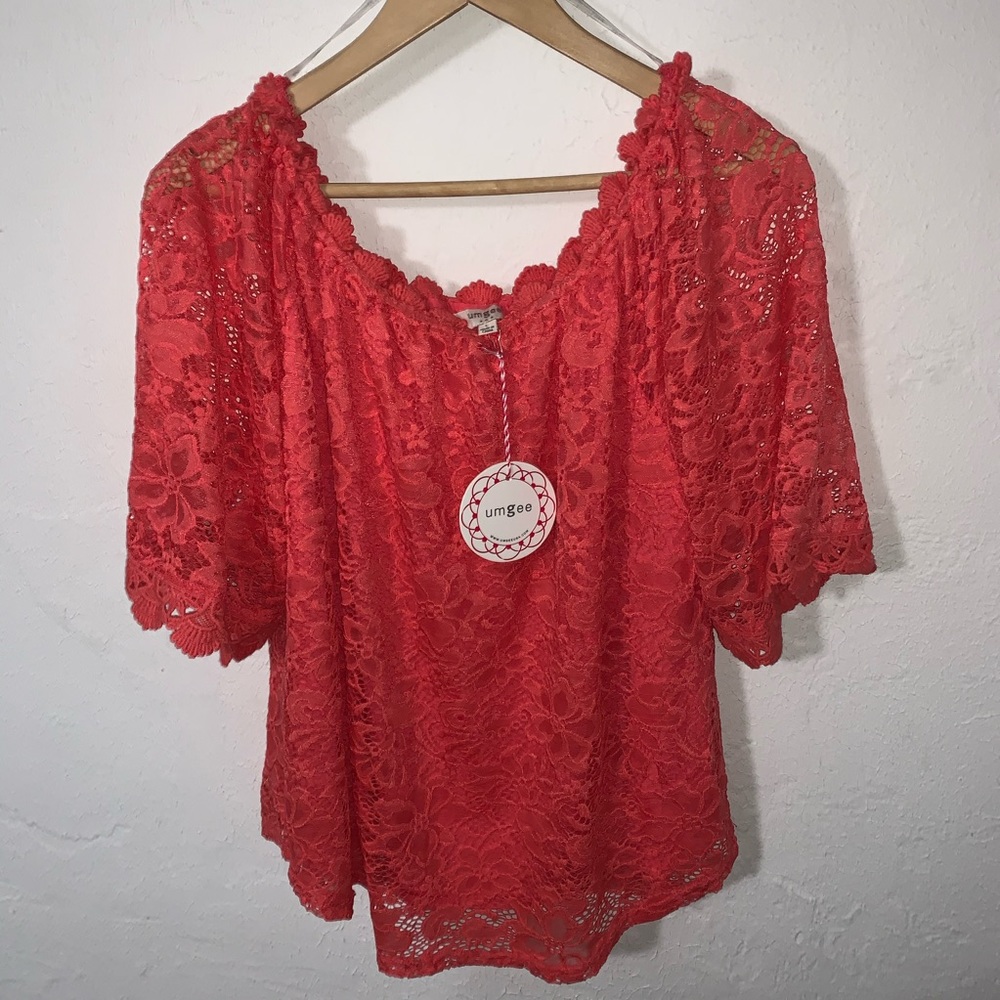 NWT Umgee lace top